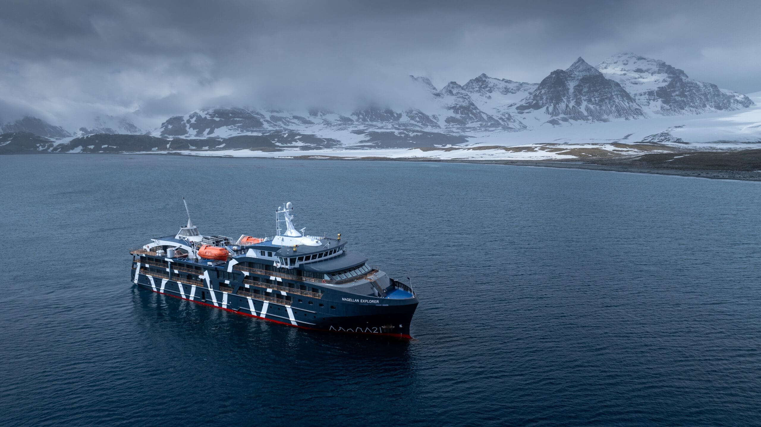 Antarctica-2 Antarctica tour with IBG Travel